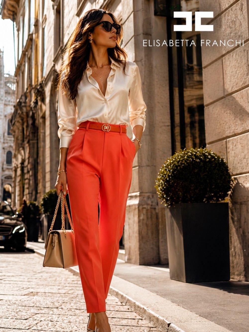 ELISABETTA FRANCHI,High-Waisted trousers in Tangerine, EUC Cropped,Size 40/4